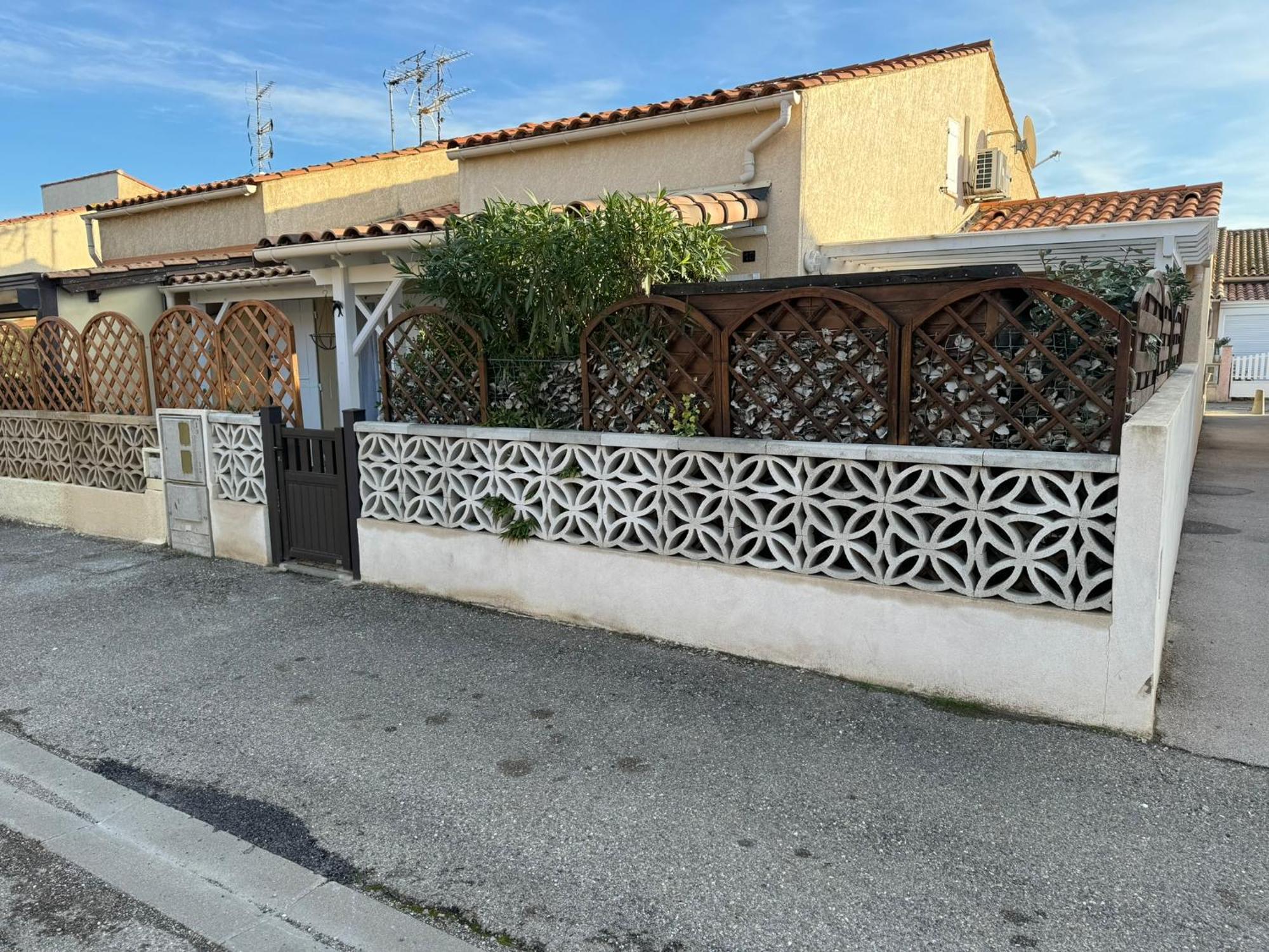 Maison Tout Confort, Bord De Mer Avec Parking Prive Gruissan Exterior foto